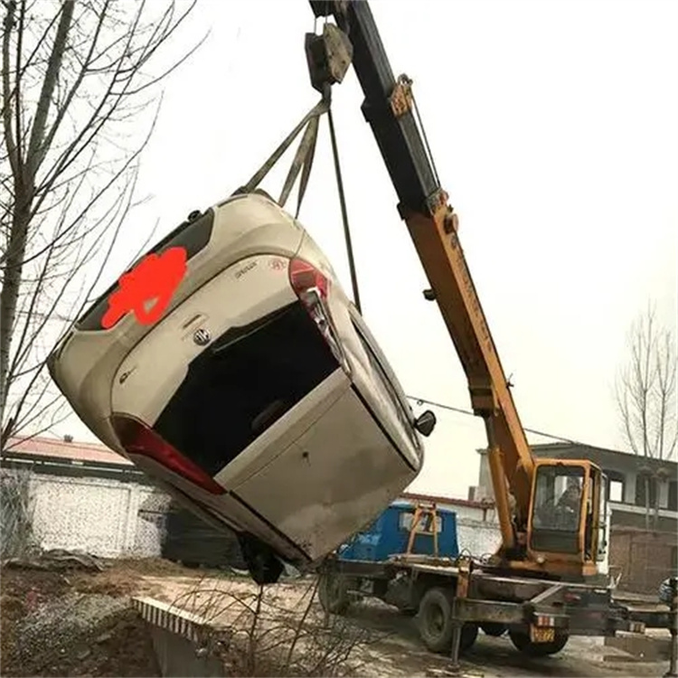 张家口宣化随时待命，吊车24小时道路救援服务全解析